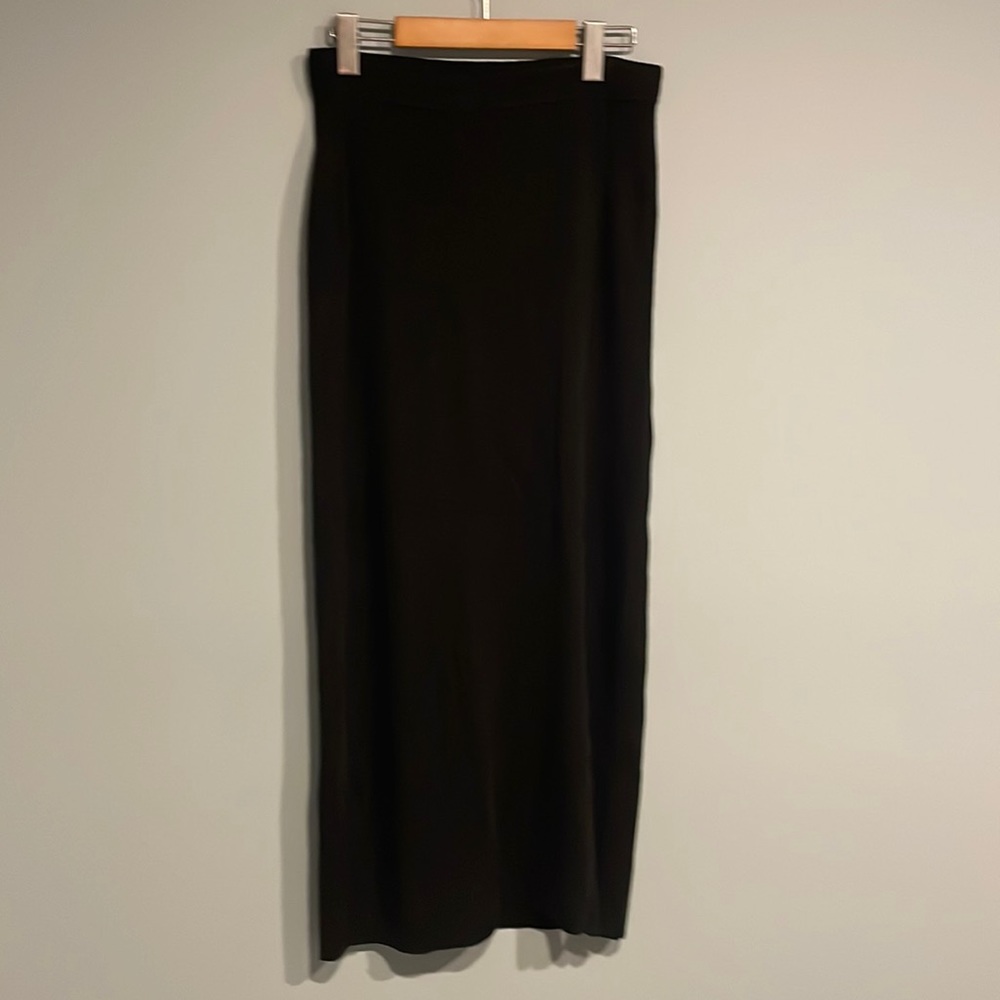 Italtempo womens size medium wool knit skirt.